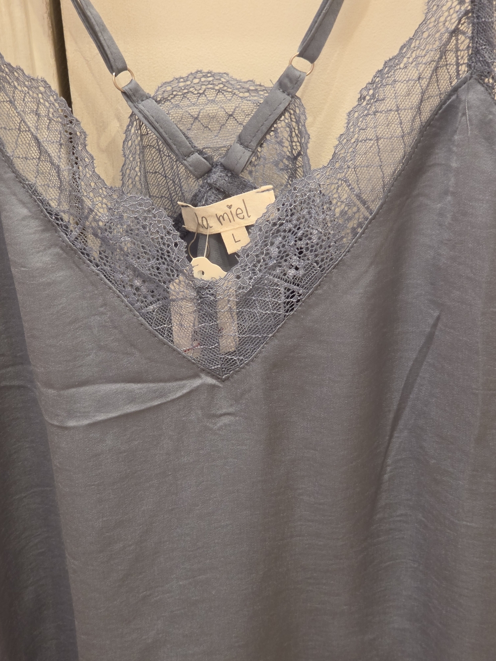 LA MIEL Lace-Trim Cami Grayish Blue